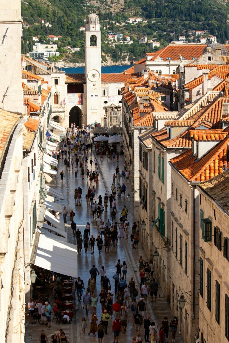 Ultimate Guide to Dubrovnik β Travel Guide to Dubrovnik 117 Strolling around in Dubrovnik's beautiful Old Town
