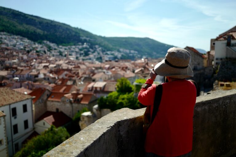 photo 1699797137795 22e1997b8d2d